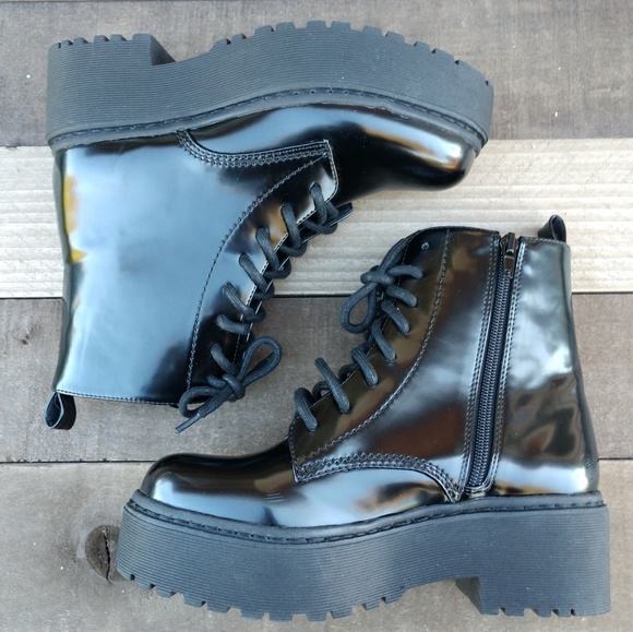 jeffrey campbell district boot